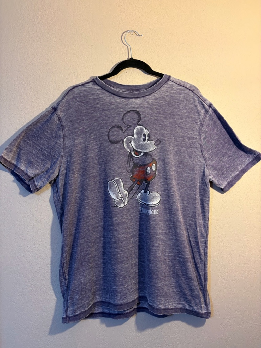 Disney Parks Mickey Mouse Purple Mineral Wash T-Shirt Mens Medium EUC Faded‎